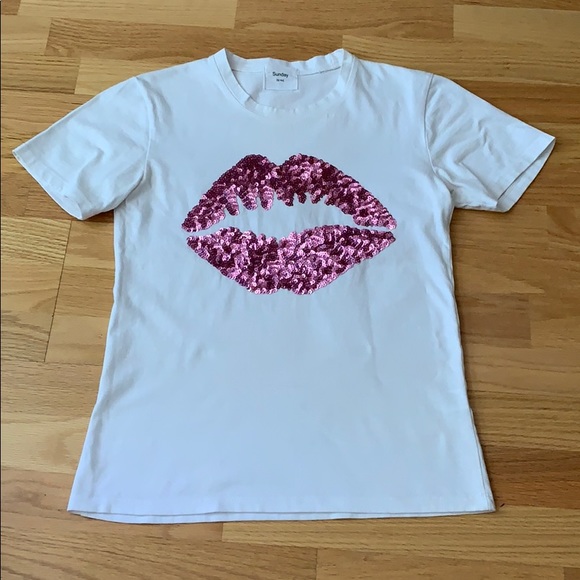 LAST CHANCE - CLOSING📍FIRM📍Lip 👄 sequins T-shirt - Picture 4 of 13